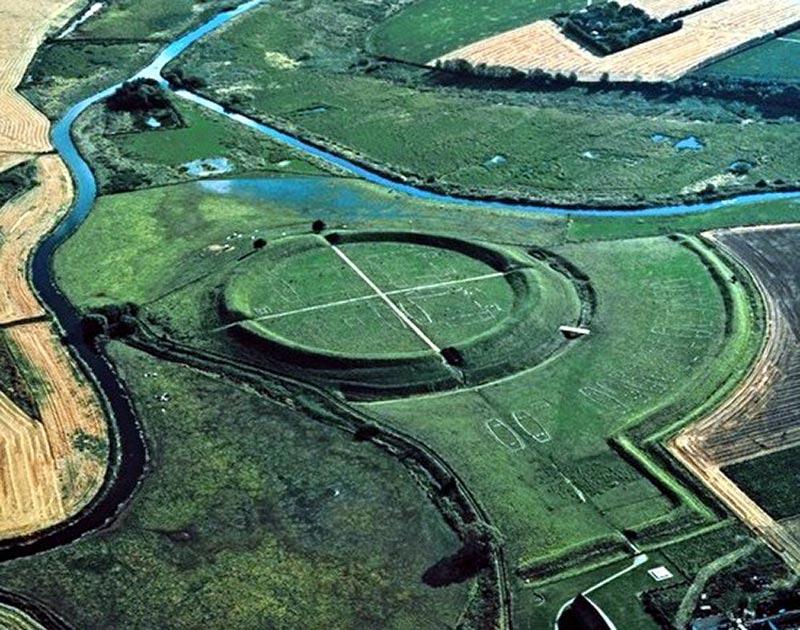 Кольцевая крепость Аггерсборг в Дании
