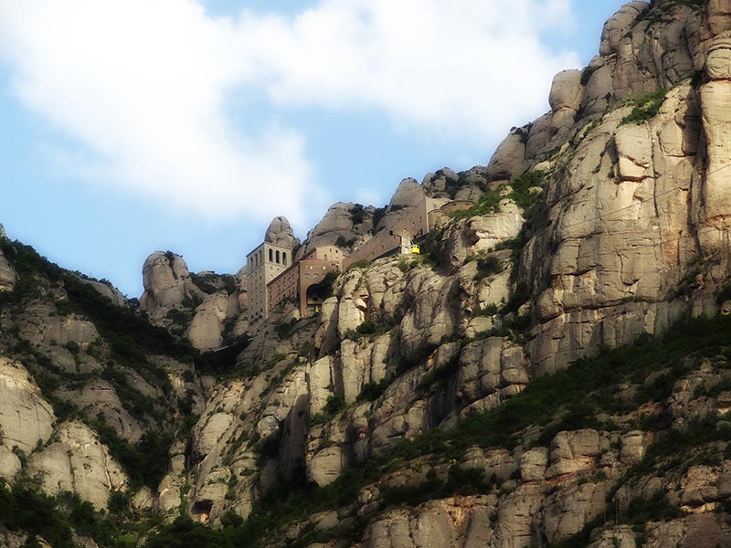 Монастырь на горе Монтсеррат