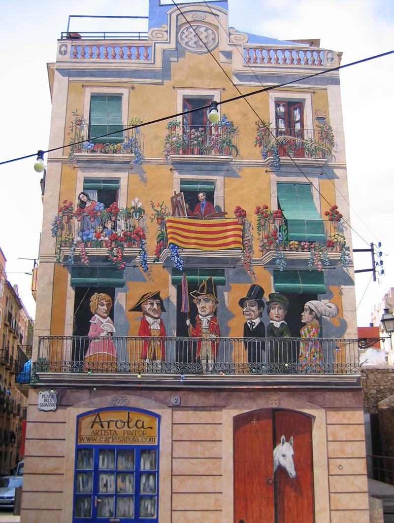 Дом с нарисованной стеной. Таррагона